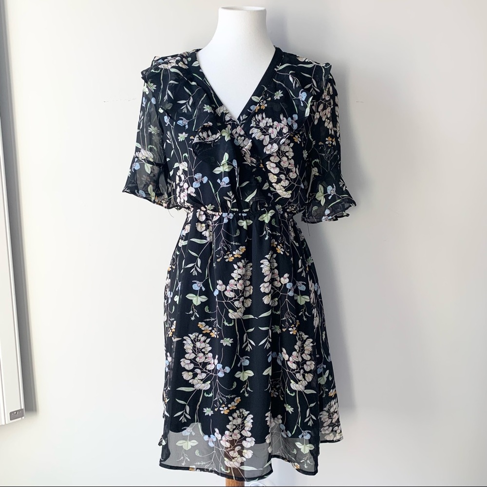 Promesa Black Floral Shirt Sleeve Ruffle Dress Size Small